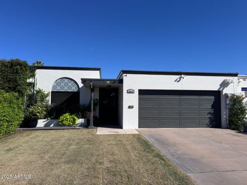 2614 E Osborn Rd, Phoenix, AZ, 85016-7467 | Card Image