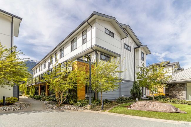 View of side of home | Image 19