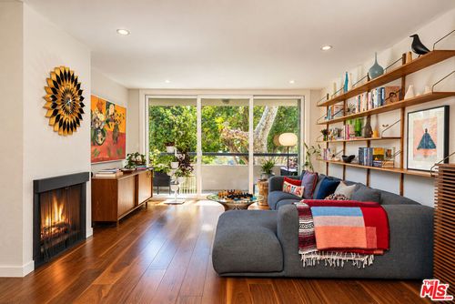 114-8535 W West Knoll Dr, West Hollywood, CA, 90069-4101 | Card Image