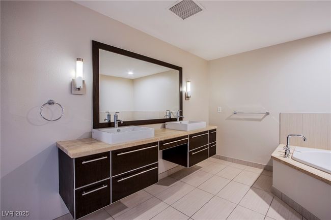 228 - 8925 W Flamingo Rd, Condo with 3 bedrooms, 3 bathrooms and null parking in Las Vegas NV | Image 51