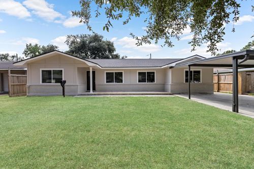 307 32nd St, Nederland, TX, 77627 | Card Image