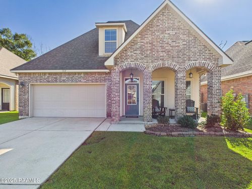 217 Caillou Grove Rd, Youngsville, LA, 70592-6484 | Card Image