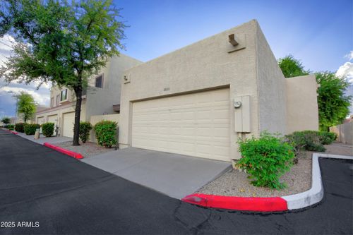 8860 N 47th Dr, Glendale, AZ, 85302-5151 | Card Image