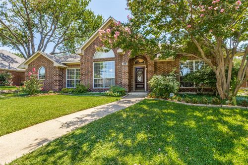 1211 Sycamore Dr, Carrollton, TX, 75007-4842 | Card Image