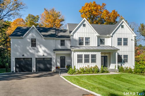 42 Woodbine Road, Stamford, CT, 06903 | Card Image