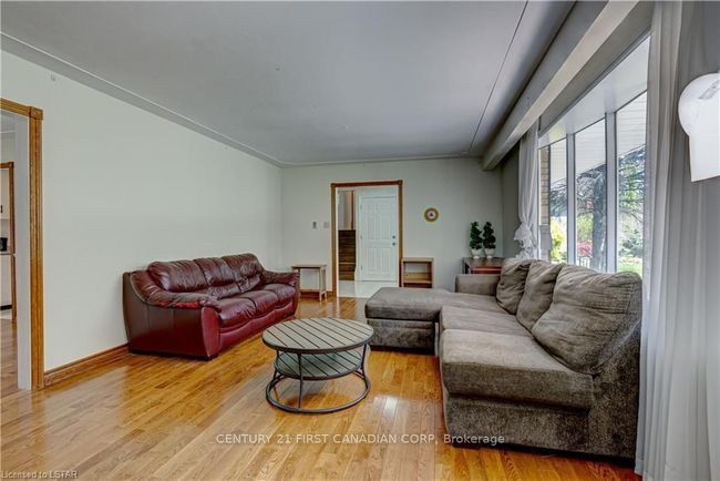 28 Redford Rd, House other with 4 bedrooms, 2 bathrooms and 6 parking in London ON | Image 17