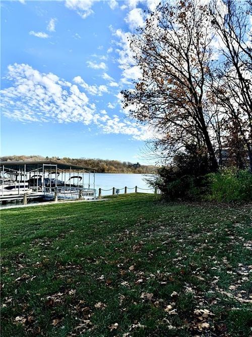 16505 Macallister Ct, Belton, MO, 64012-4565 | Card Image