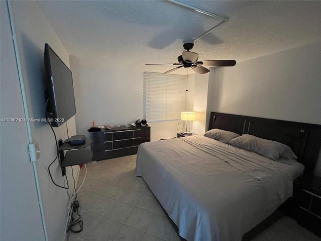 PH-4 - 111 Briny Ave, Condo with 1 bedrooms, 1 bathrooms and null parking in Pompano Beach FL | Image 5