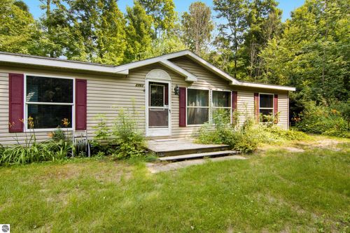 2783 Lake Ann Rd, Interlochen, MI, 49643-9651 | Card Image