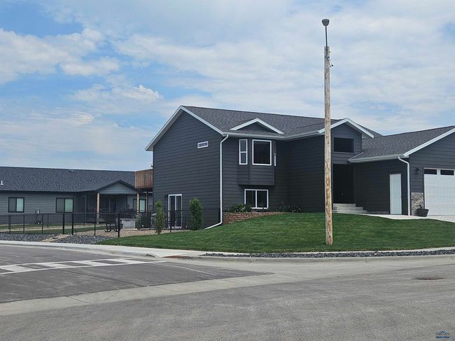 3408 Davenport Loop, House other with 4 bedrooms, 3 bathrooms and null parking in Sturgis SD | Image 4