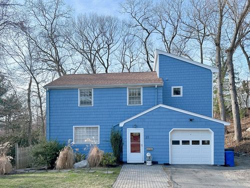 27 Rockville Ave, Lexington, MA, 02421-6118 | Card Image