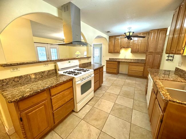 2335 Beverly St, House other with 4 bedrooms, 2 bathrooms and null parking in Bridge City TX | Image 5