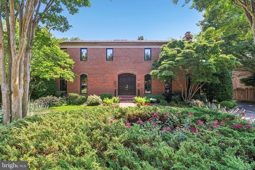 3233 Ellicott St Nw, WASHINGTON, DC, 20008-2061 | Card Image