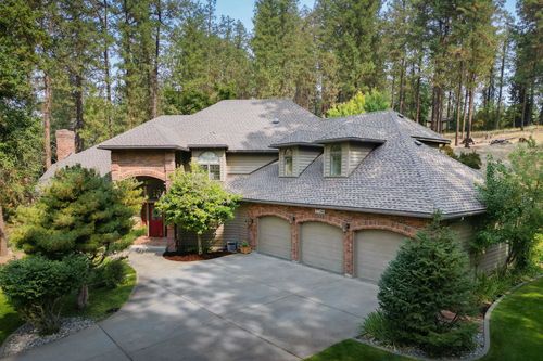 16822 N Golden Dr, Colbert, WA, 99005-9666 | Card Image
