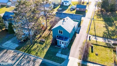 109 Florida Ave E, Gilbert, MN, 55741-5104 | Card Image