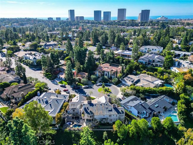 20 Cherry Hills Ln, House other with 5 bedrooms, 6 bathrooms and 3 parking in Newport Beach CA | Image 74