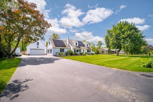 72 Maple Ave, Fishkill, NY, 12524-2213 | Card Image