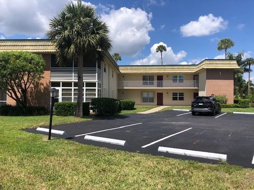 apt-202-1 Vista Gardens Trl, Vero Beach, FL, 32962-1770 | Card Image