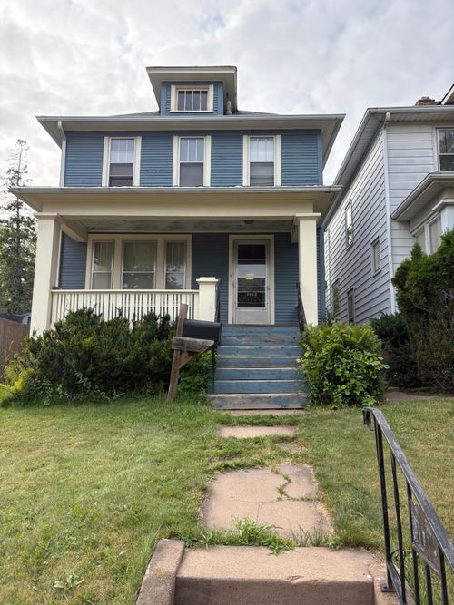 1117 E 10th St, Duluth, MN, 55805-1507 | Card Image
