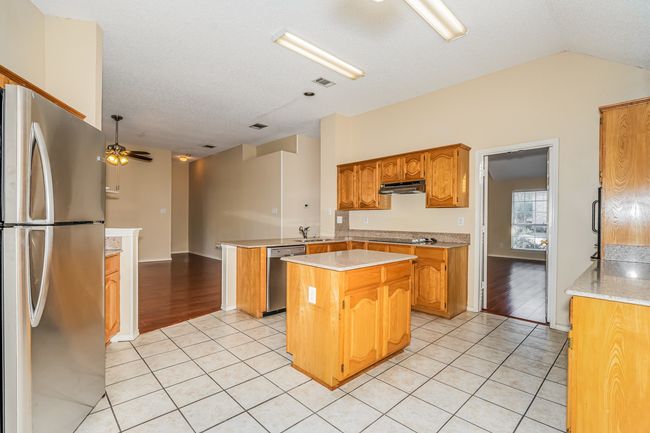 8713 Briarcrest Dr, House other with 4 bedrooms, 2 bathrooms and null parking in Rowlett TX | Image 5