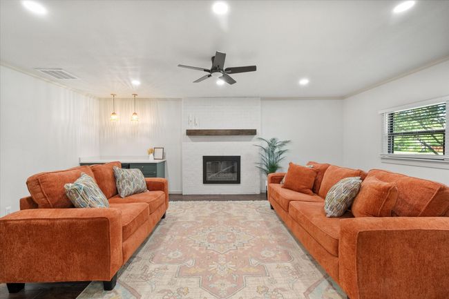 1205 Columbia Cir, House other with 3 bedrooms, 2 bathrooms and null parking in Corsicana TX | Image 12