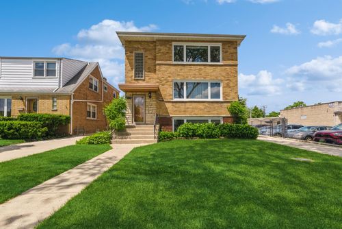 2-8108 N Oriole Ave, Niles, IL, 60714-2855 | Card Image