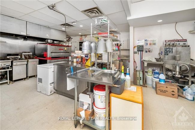 2858 Munster Rd, Home with 0 bedrooms, 0 bathrooms and null parking in Munster ON | Image 19