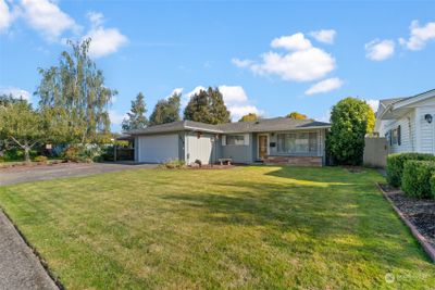 1808 33rd Avenue, House other with 3 bedrooms, 2 bathrooms and 2 parking in Longview WA | Image 2