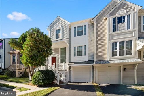 8316 Linden Oaks Ct, LORTON, VA, 22079-3055 | Card Image