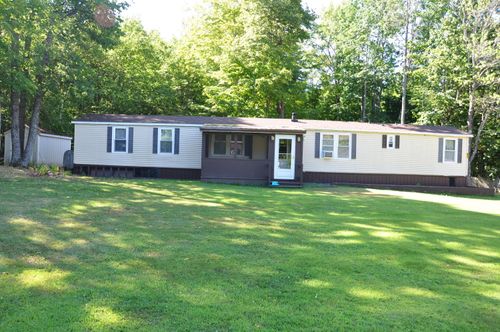 83 Charleston Road, Dexter, ME, 04930 | Card Image