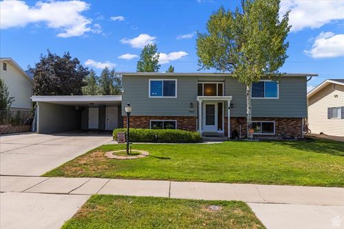 764 Oquirrh Ave, Tooele, UT, 84074-2432 | Card Image