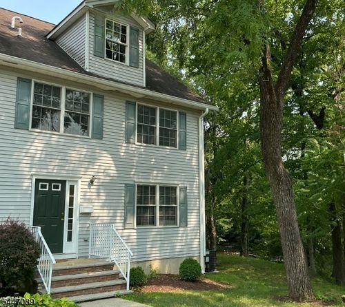 125 Summit Ave, Chatham, NJ, 07928-2726 | Card Image