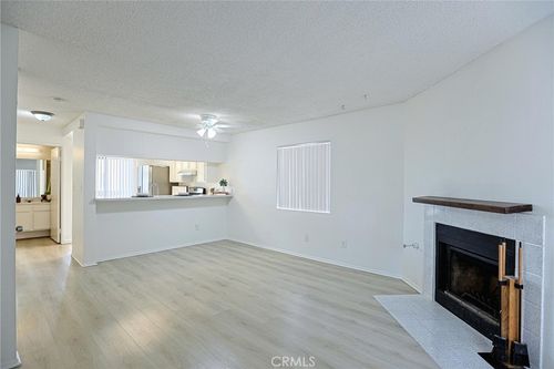29-f8-290 Victoria St, Costa Mesa, CA, 92627-1986 | Card Image