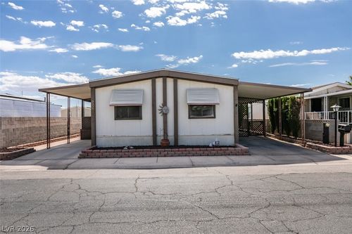 3338 Ewa Beach Dr, Las Vegas, NV, 89122-3936 | Card Image
