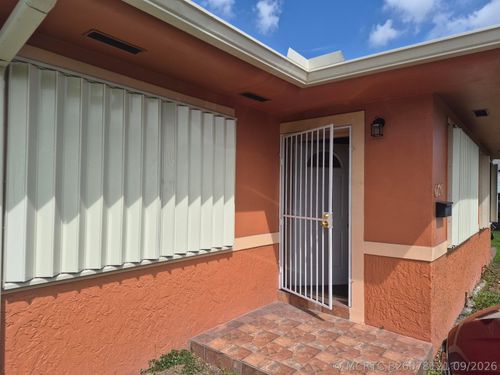 6720 Nw 5th Pl, Miami, FL, 33150-3910 | Card Image