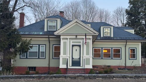 93 Foreside Road, Falmouth, ME, 04105 | Card Image