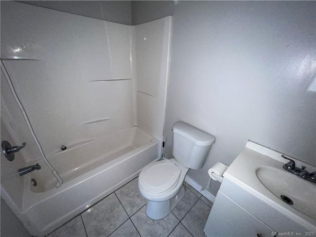 APT-101 - 456 Lombard St, Home with 2 bedrooms, 1 bathrooms and 1 parking in New Haven CT | Image 17
