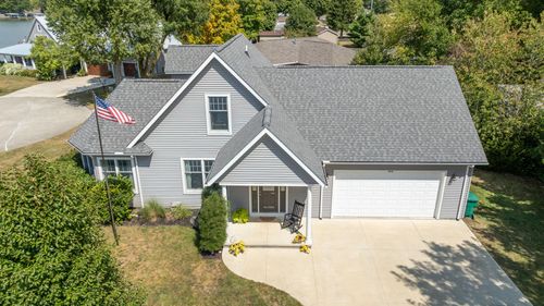 8998 Oconnors Point Dr, Belle Center, OH, 43310-9300 | Card Image