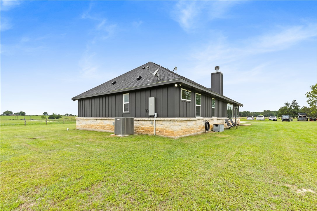 Residential in Hearne 5