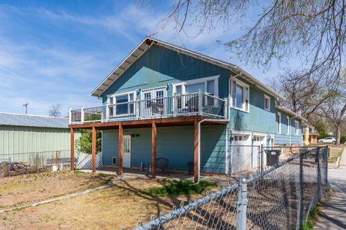 146 S 16th St, hot springs, SD, 57747-2146 | Card Image