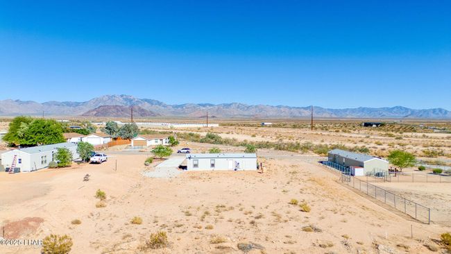 10747 Paradise Trails Rd, House other with 2 bedrooms, 1 bathrooms and null parking in Yucca AZ | Image 35