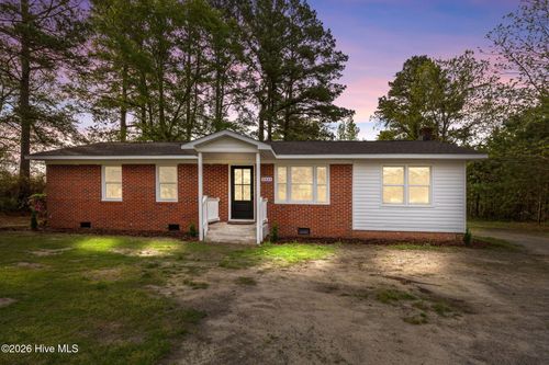 3325 Lynch St, Fountain, NC, 27829-9391 | Card Image