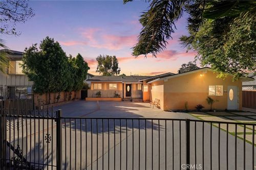 18114 Schoenborn St, Northridge, CA, 91325-4218 | Card Image