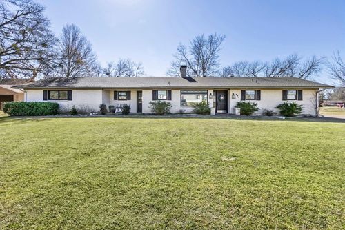 443 E Reunion St, Fairfield, TX, 75840-1647 | Card Image