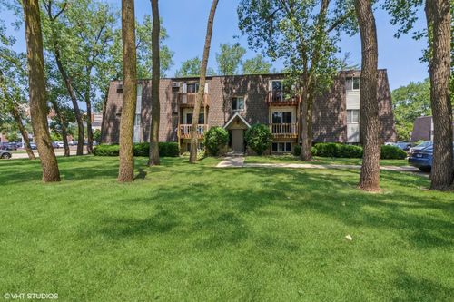 unit-3a-214 Madison St, Joliet, IL, 60435-8206 | Card Image