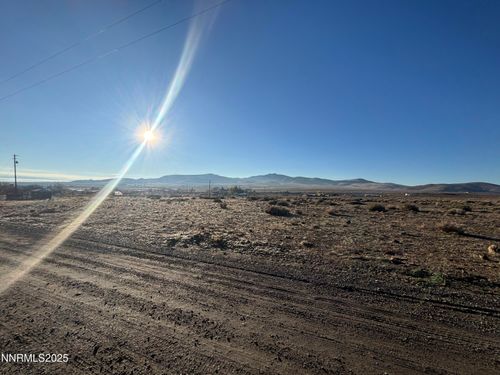 5535 Greeley Ave, Silver Springs, NV, 89429-7385 | Card Image