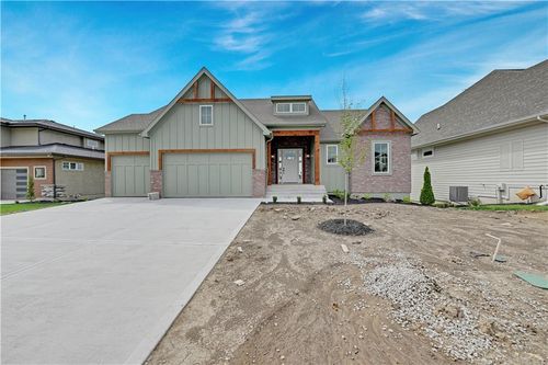 17312 Earnshaw St, Overland Park, KS, 66221-7897 | Card Image