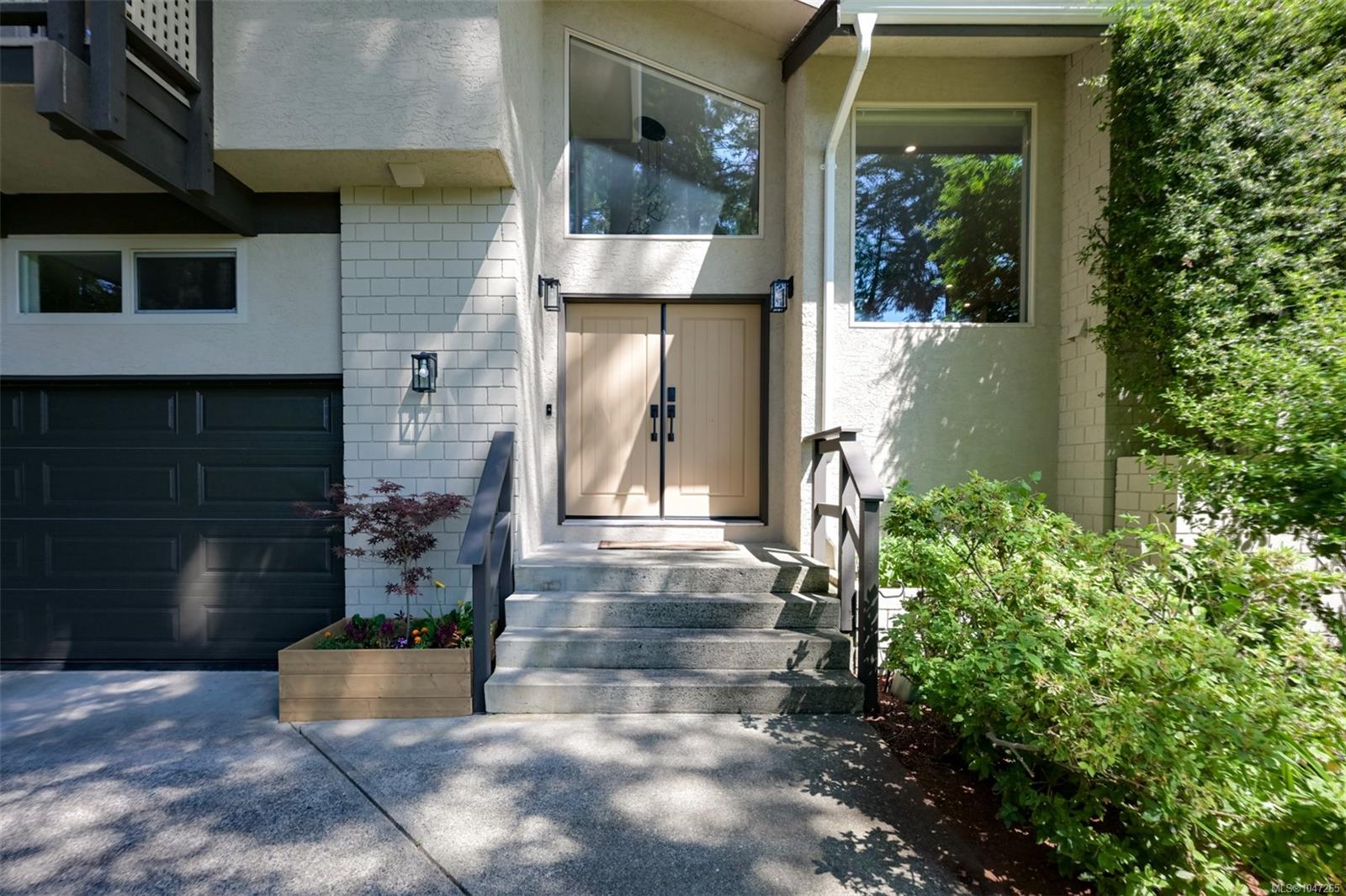 Residential in Saanich 5