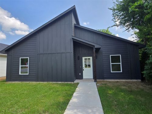 212 E Park Ave, Sherman, TX, 75090-8936 | Card Image