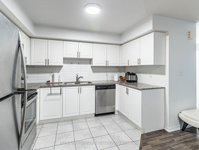 22 - 2488 Post Rd, Condo with 2 bedrooms, 2 bathrooms and 1 parking in Oakville ON | Image 20